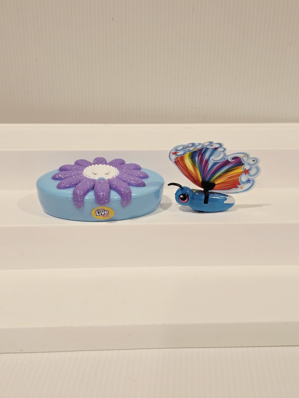 Little Live Pets Lil’ Butterfly Rainbow Splash Interactive Toy